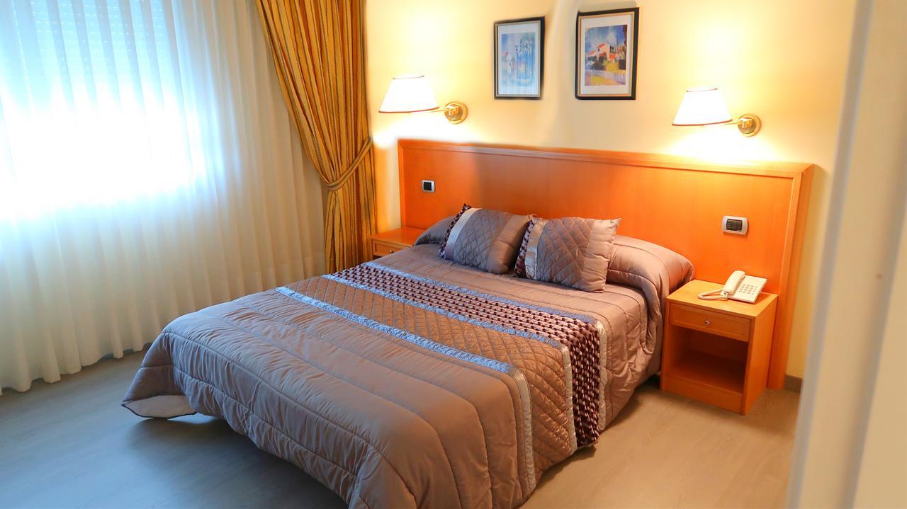 Hotel O Camino O Barco de Valdeorras Luaran gambar